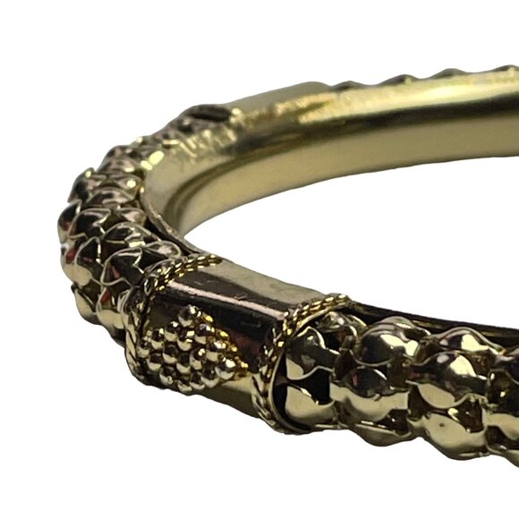 Vintage Gold Plated Metal Bangle Bracelet Intricate Design Womenu Elegant Fashi - Picture 2 of 6